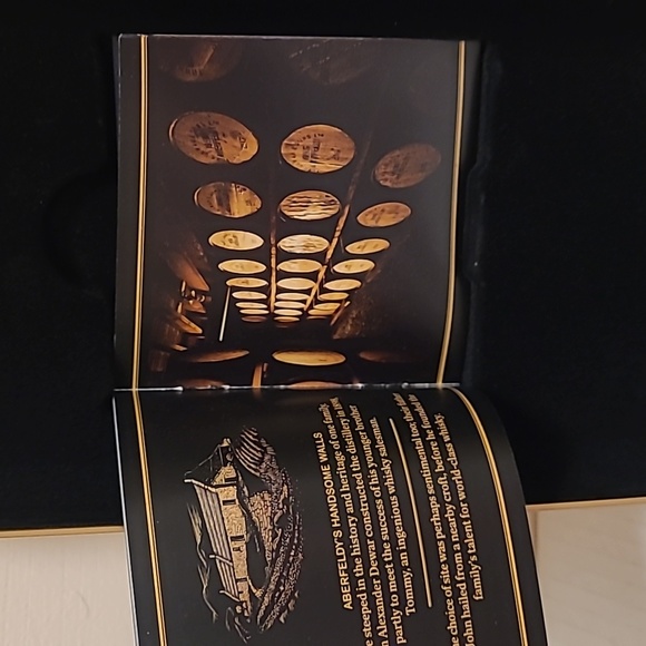 Aberfeldy 12 Year Old Highland Single Malt Scotch Whiskey Empty Tin - Picture 14 of 17